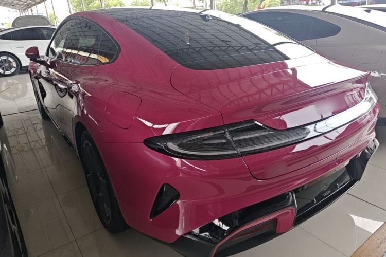 Used Xiaomi Auto SU7 2024 Rear-Drive Long-Range Intelligent Driving Version Exterior 2