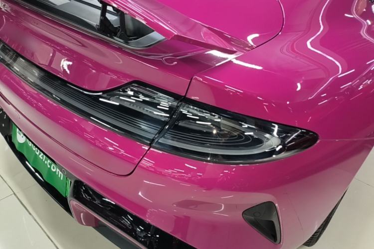 Used Xiaomi Auto SU7 2024 Four-Wheel Drive Ultra-Long Range Advanced Intelligent Driving Max Edition Exterior 3