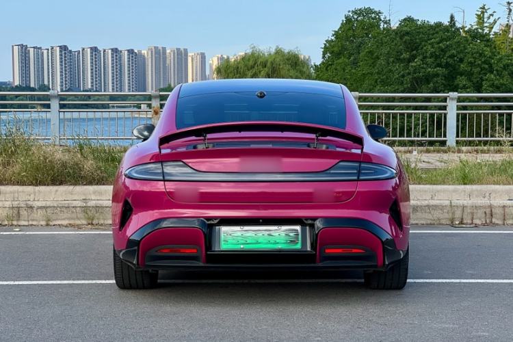 Used Xiaomi Auto SU7 2024 Four-Wheel Drive Ultra-Long Range Advanced Intelligent Driving Max Edition Exterior 3