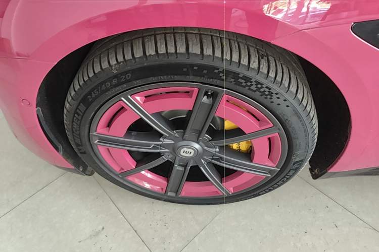 Used Xiaomi Auto SU7 2024 Four-Wheel Drive Ultra-Long Range Advanced Intelligent Driving Max Edition Exterior 4