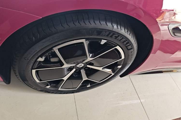 Used Xiaomi Auto SU7 2024 Rear-Drive Ultra-Long Range Advanced Pro-Level Intelligent Driving Version Exterior 4