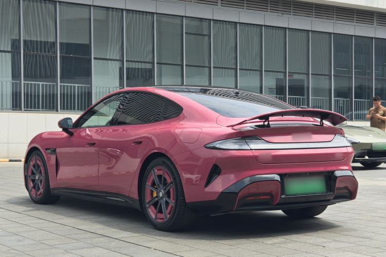 Used Xiaomi Auto SU7 2024 Four-Wheel Drive Ultra-Long Range Advanced Intelligent Driving Max Edition Exterior 4
