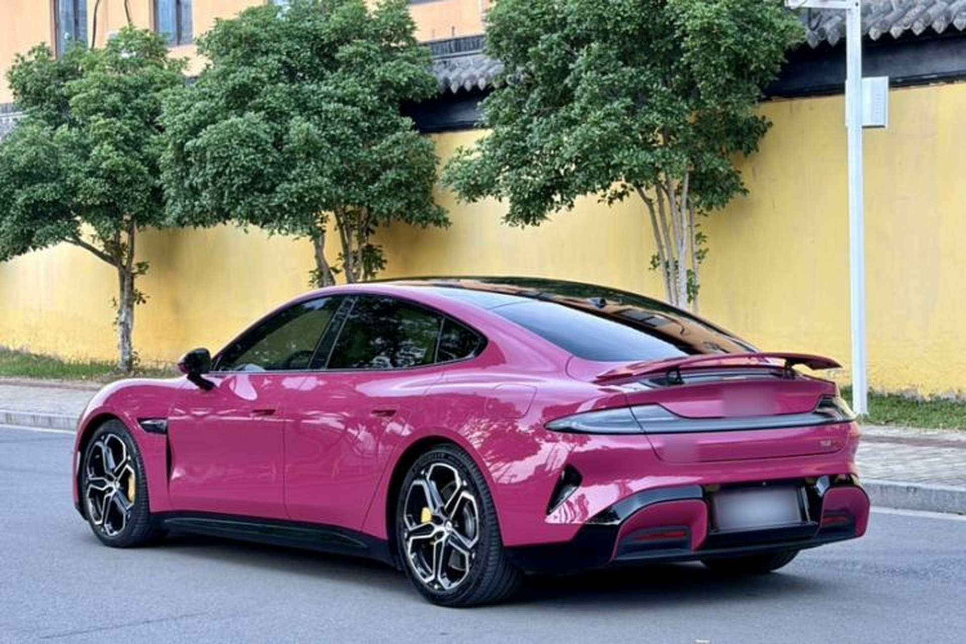 Used Xiaomi Auto SU7 2024 Four-Wheel Drive Ultra-Long Range Advanced Intelligent Driving Max Edition Exterior 5
