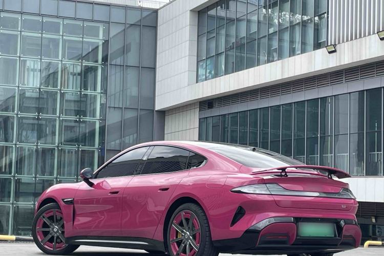 Used Xiaomi Auto SU7 2024 Four-Wheel Drive Ultra-Long Range Advanced Intelligent Driving Max Edition Exterior 6