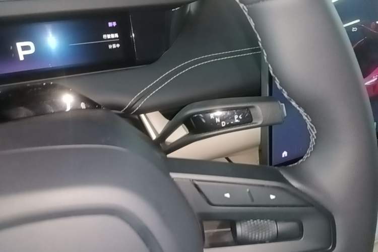 Used Xiaomi Auto SU7 2024 Four-Wheel Drive Ultra-Long Range Advanced Intelligent Driving Max Edition Gear Lever