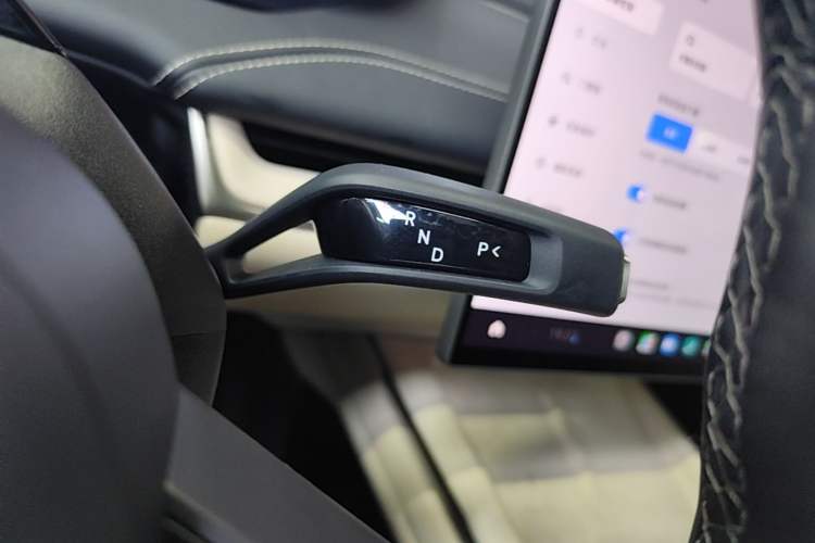 Used Xiaomi Auto SU7 2024 Four-Wheel Drive Ultra-Long Range Advanced Intelligent Driving Max Edition Gear Lever