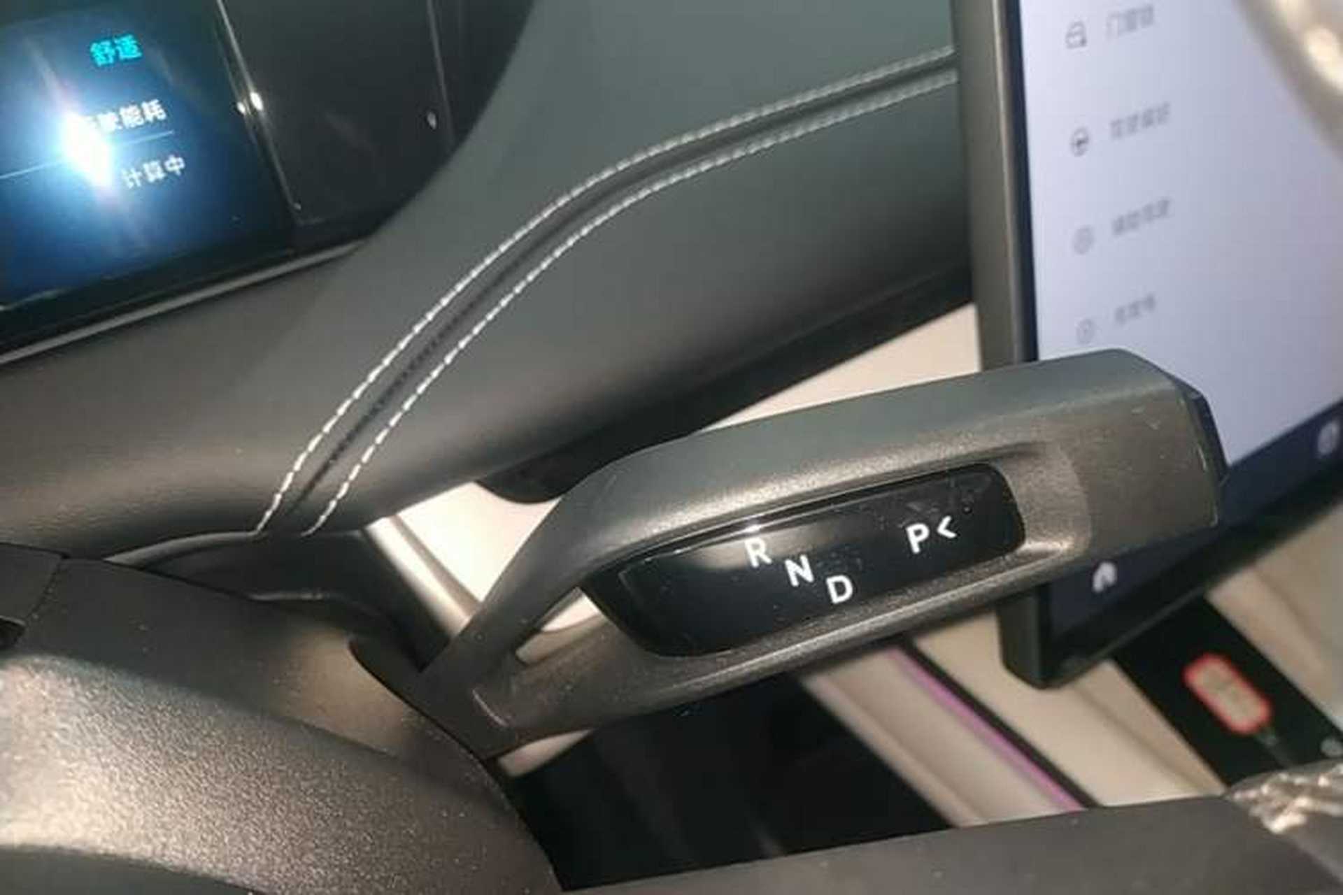 Used Xiaomi Auto SU7 2024 Rear-Drive Ultra-Long Range Advanced Pro-Level Intelligent Driving Version Gear Lever
