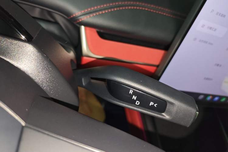 Used Xiaomi Auto SU7 2024 Four-Wheel Drive Ultra-Long Range Advanced Intelligent Driving Max Edition Gear Lever