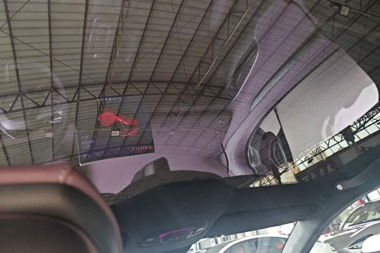 Used Xiaomi Auto SU7 2024 Four-Wheel Drive Ultra-Long Range Advanced Intelligent Driving Max Edition Headliner
