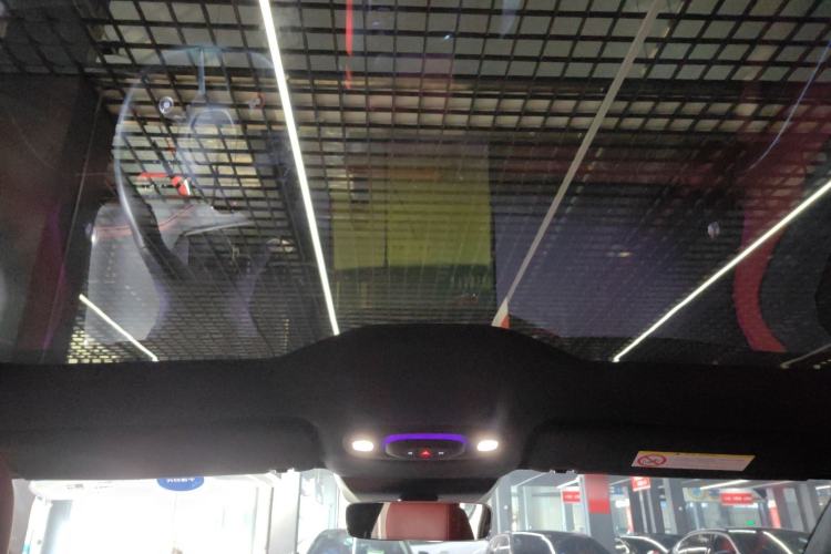 Used Xiaomi Auto SU7 2024 Four-Wheel Drive Ultra-Long Range Advanced Intelligent Driving Max Edition Headliner