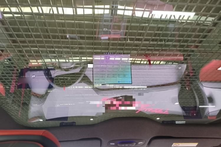 Used Xiaomi Auto SU7 2024 Rear-Drive Long-Range Intelligent Driving Version Headliner