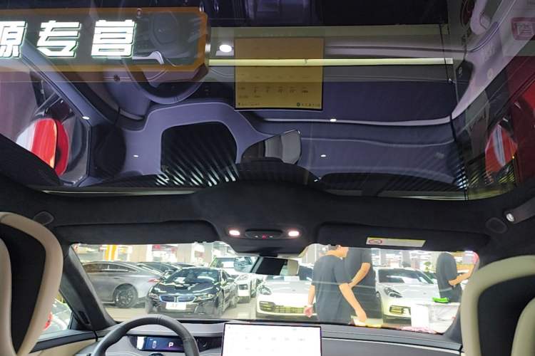 Used Xiaomi Auto SU7 2024 Four-Wheel Drive Ultra-Long Range Advanced Intelligent Driving Max Edition Headliner