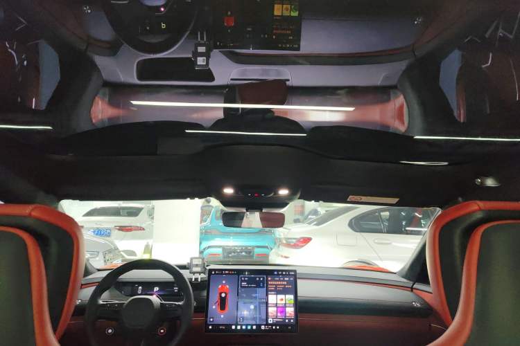 Used Xiaomi Auto SU7 2024 Four-Wheel Drive Ultra-Long Range Advanced Intelligent Driving Max Edition Headliner