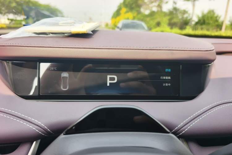 Used Xiaomi Auto SU7 2024 Rear-Drive Long-Range Intelligent Driving Version Instrument Cluster
