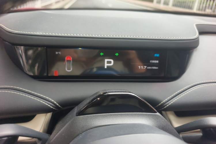 Used Xiaomi Auto SU7 2024 Rear-Drive Long-Range Intelligent Driving Version Instrument Cluster