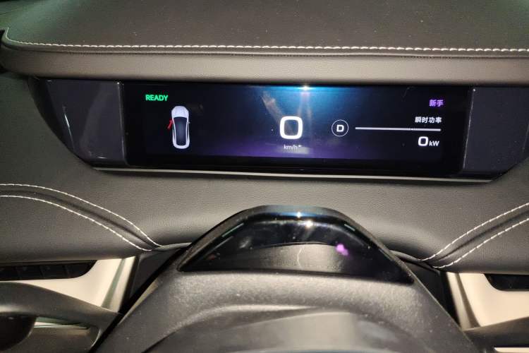 Used Xiaomi Auto SU7 2024 Four-Wheel Drive Ultra-Long Range Advanced Intelligent Driving Max Edition Instrument Cluster