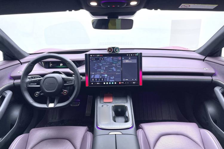 Used Xiaomi Auto SU7 2024 Four-Wheel Drive Ultra-Long Range Advanced Intelligent Driving Max Edition Interior 1