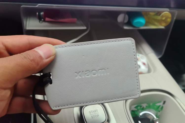 Used Xiaomi Auto SU7 2024 Rear-Drive Ultra-Long Range Advanced Pro-Level Intelligent Driving Version Interior 1