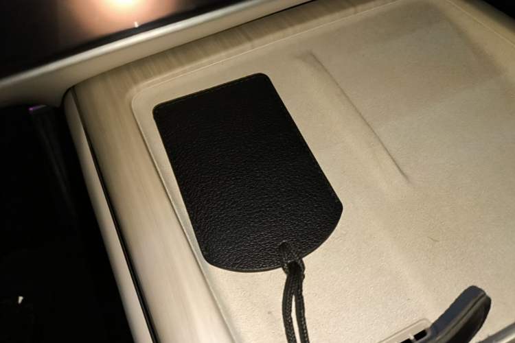 Used Xiaomi Auto SU7 2024 Four-Wheel Drive Ultra-Long Range Advanced Intelligent Driving Max Edition Interior 1