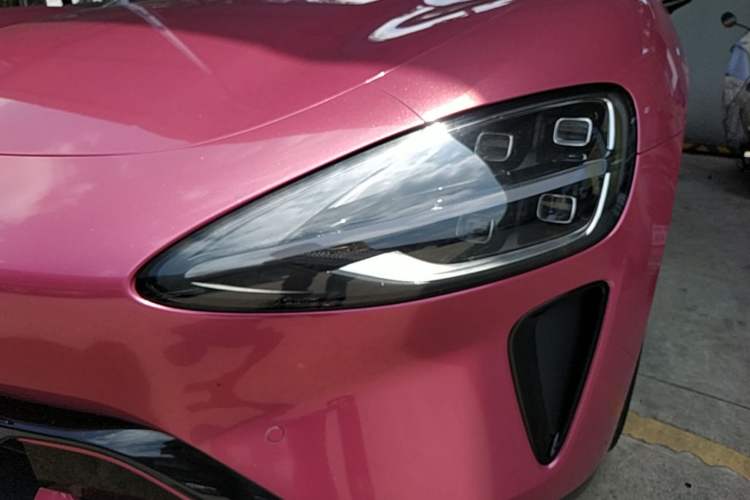Used Xiaomi Auto SU7 2024 Rear-Drive Long-Range Intelligent Driving Version Left Front Headlight