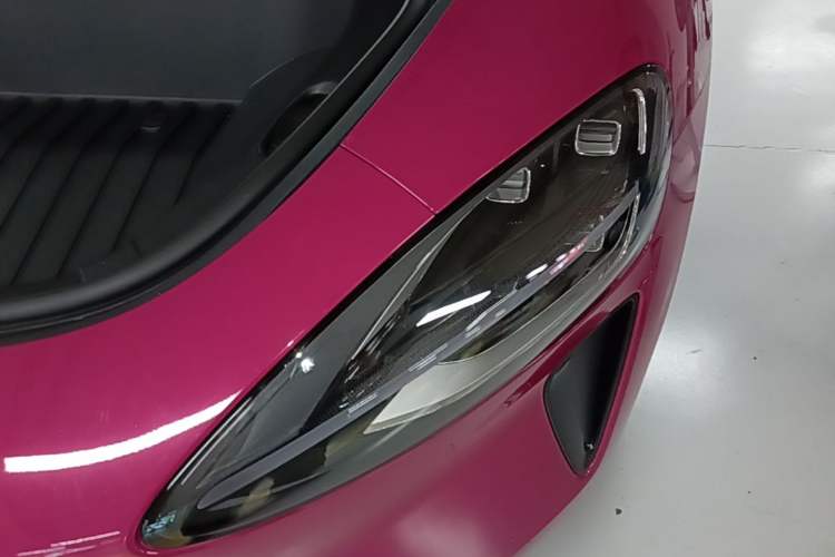 Used Xiaomi Auto SU7 2024 Four-Wheel Drive Ultra-Long Range Advanced Intelligent Driving Max Edition Left Front Headlight