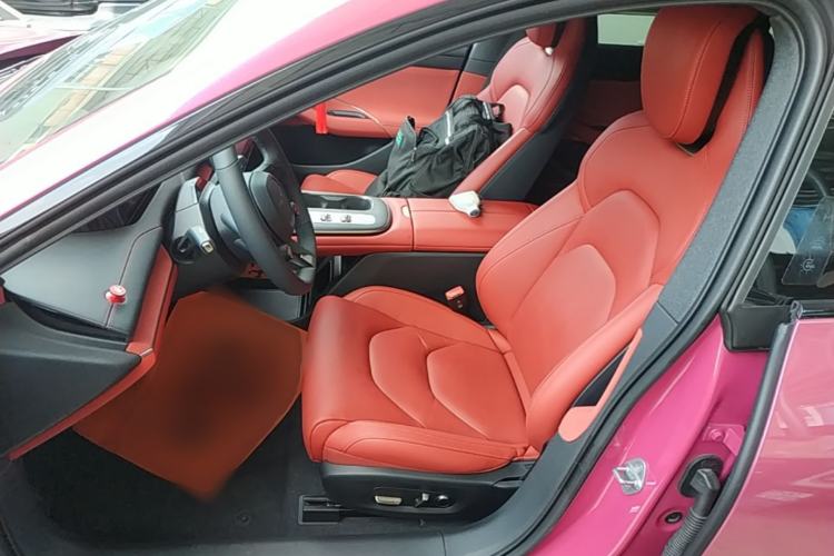 Used Xiaomi Auto SU7 2024 Rear-Drive Long-Range Intelligent Driving Version Left Front Seat