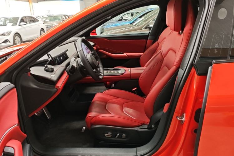 Used Xiaomi Auto SU7 2024 Four-Wheel Drive Ultra-Long Range Advanced Intelligent Driving Max Edition Left Front Seat