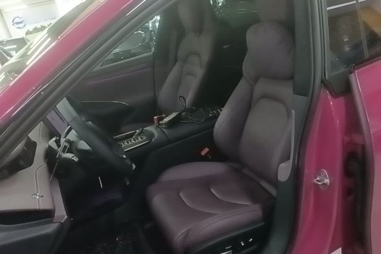 Used Xiaomi Auto SU7 2024 Four-Wheel Drive Ultra-Long Range Advanced Intelligent Driving Max Edition Left Front Seat