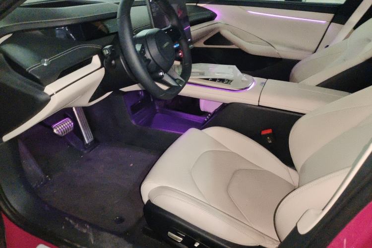 Used Xiaomi Auto SU7 2024 Four-Wheel Drive Ultra-Long Range Advanced Intelligent Driving Max Edition Left Front Seat