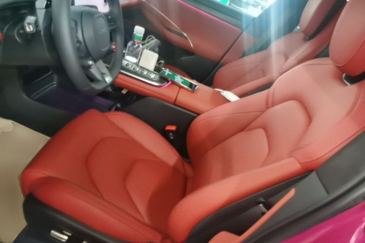 Used Xiaomi Auto SU7 2024 Four-Wheel Drive Ultra-Long Range Advanced Intelligent Driving Max Edition Left Front Seat