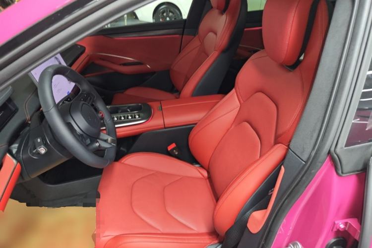 Used Xiaomi Auto SU7 2024 Four-Wheel Drive Ultra-Long Range Advanced Intelligent Driving Max Edition Left Front Seat