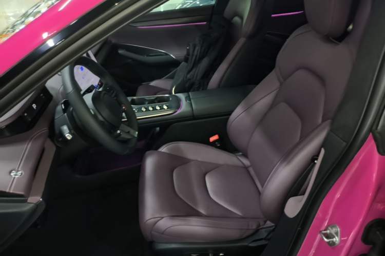 Used Xiaomi Auto SU7 2024 Four-Wheel Drive Ultra-Long Range Advanced Intelligent Driving Max Edition Left Front Seat