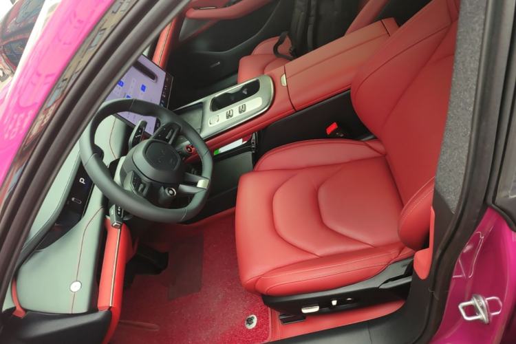 Used Xiaomi Auto SU7 2024 Rear-Drive Long-Range Intelligent Driving Version Left Front Seat