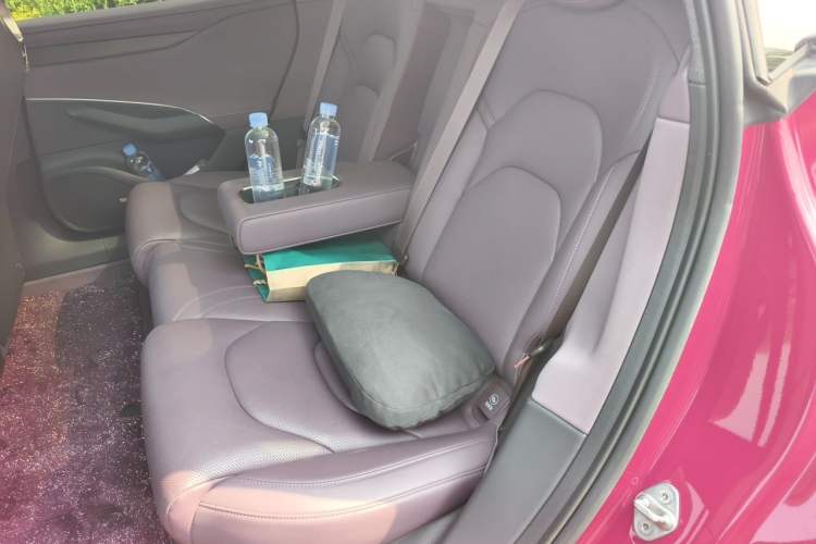 Used Xiaomi Auto SU7 2024 Rear-Drive Long-Range Intelligent Driving Version Left Rear Seat