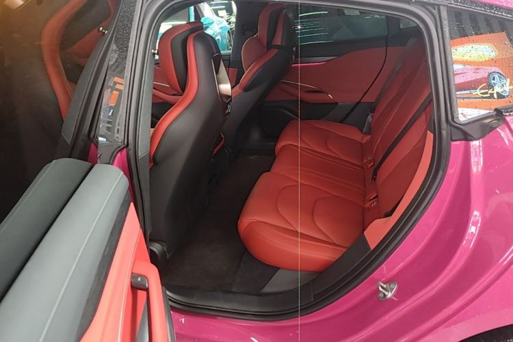 Used Xiaomi Auto SU7 2024 Rear-Drive Ultra-Long Range Advanced Pro-Level Intelligent Driving Version Left Rear Seat
