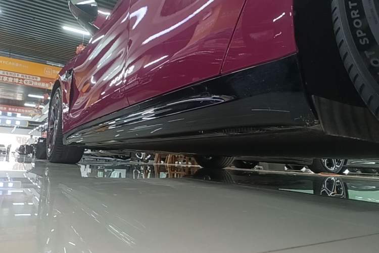 Used Xiaomi Auto SU7 2024 Four-Wheel Drive Ultra-Long Range Advanced Intelligent Driving Max Edition Left Side Sill