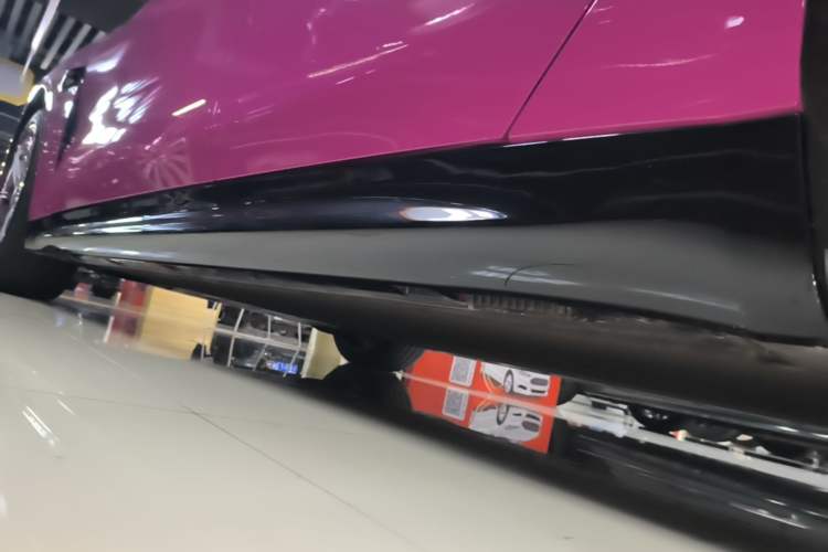 Used Xiaomi Auto SU7 2024 Rear-Drive Ultra-Long Range Advanced Pro-Level Intelligent Driving Version Left Side Sill