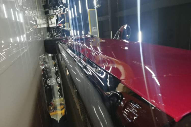 Used Xiaomi Auto SU7 2024 Four-Wheel Drive Ultra-Long Range Advanced Intelligent Driving Max Edition Left Side Sill