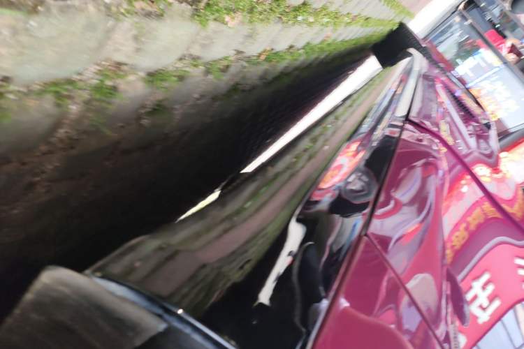 Used Xiaomi Auto SU7 2024 Rear-Drive Long-Range Intelligent Driving Version Left Side Sill