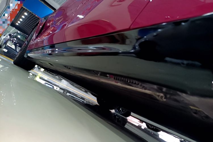 Used Xiaomi Auto SU7 2024 Four-Wheel Drive Ultra-Long Range Advanced Intelligent Driving Max Edition Left Side Sill