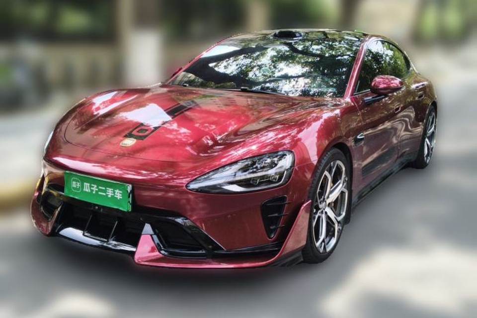 Xiaomi Auto SU7 2024