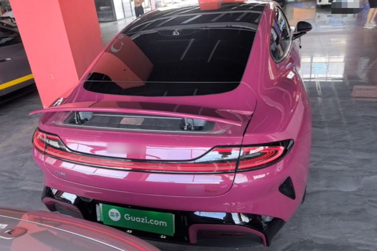Used Xiaomi Auto SU7 2024 Four-Wheel Drive Ultra-Long Range Advanced Intelligent Driving Max Edition Rear