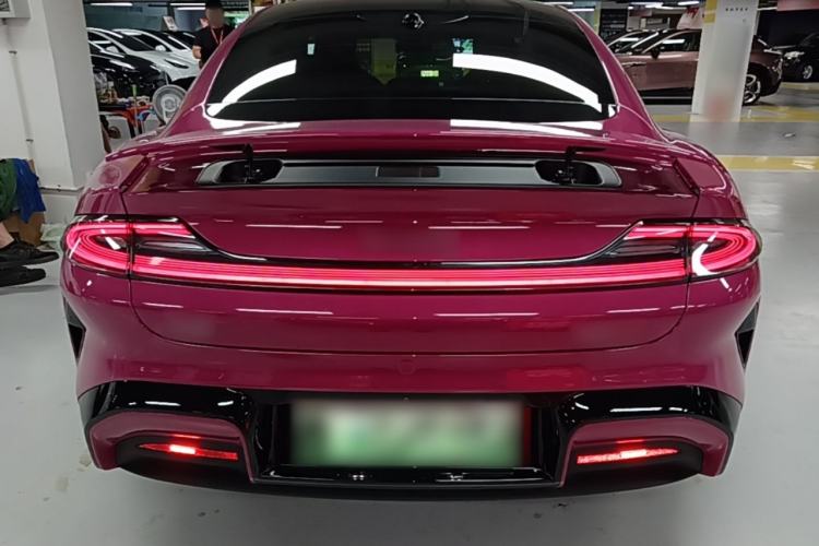 Used Xiaomi Auto SU7 2024 Four-Wheel Drive Ultra-Long Range Advanced Intelligent Driving Max Edition Rear