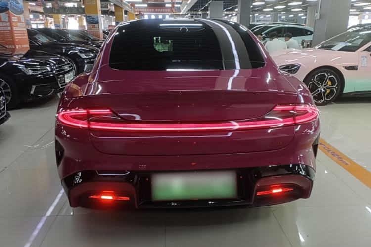 Used Xiaomi Auto SU7 2024 Four-Wheel Drive Ultra-Long Range Advanced Intelligent Driving Max Edition Rear