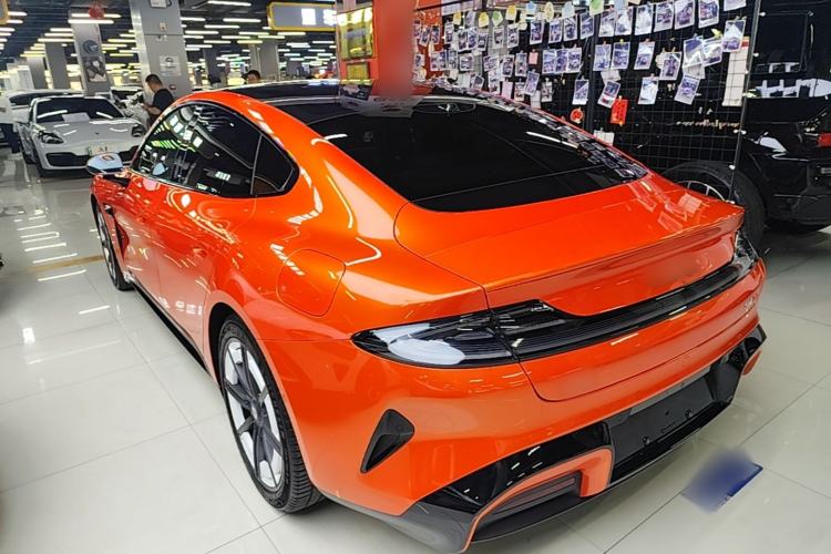 Used Xiaomi Auto SU7 2024 Four-Wheel Drive Ultra-Long Range Advanced Intelligent Driving Max Edition Rear Left 45 Deg
