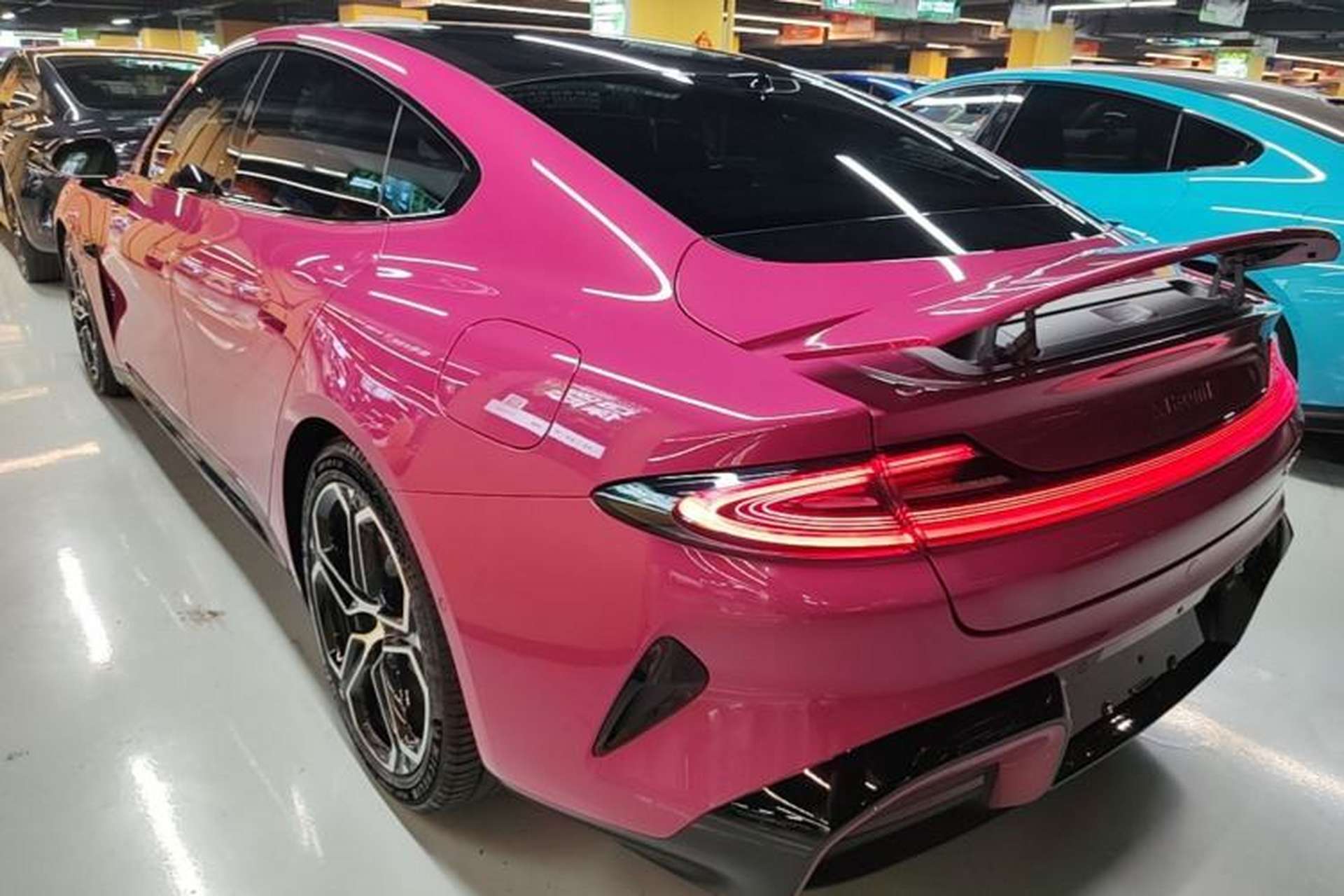 Used Xiaomi Auto SU7 2024 Four-Wheel Drive Ultra-Long Range Advanced Intelligent Driving Max Edition Rear Left 45 Deg