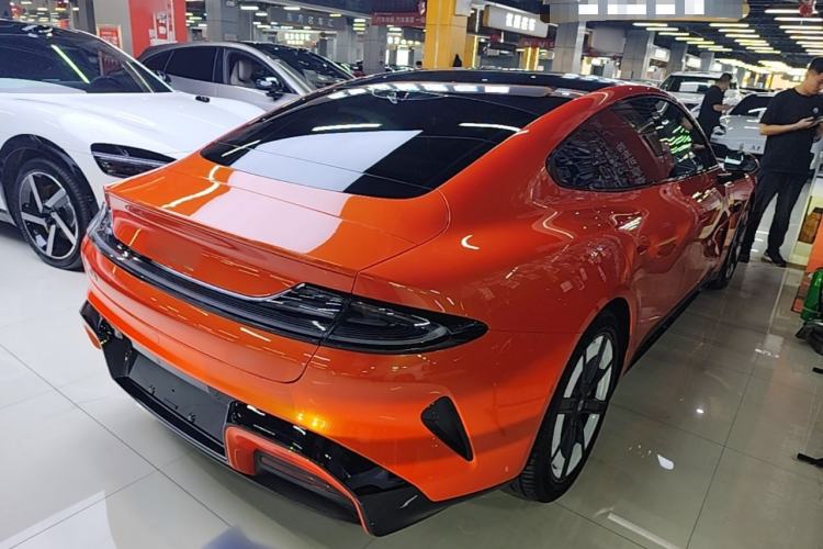 Used Xiaomi Auto SU7 2024 Four-Wheel Drive Ultra-Long Range Advanced Intelligent Driving Max Edition Rear Right 45 Deg
