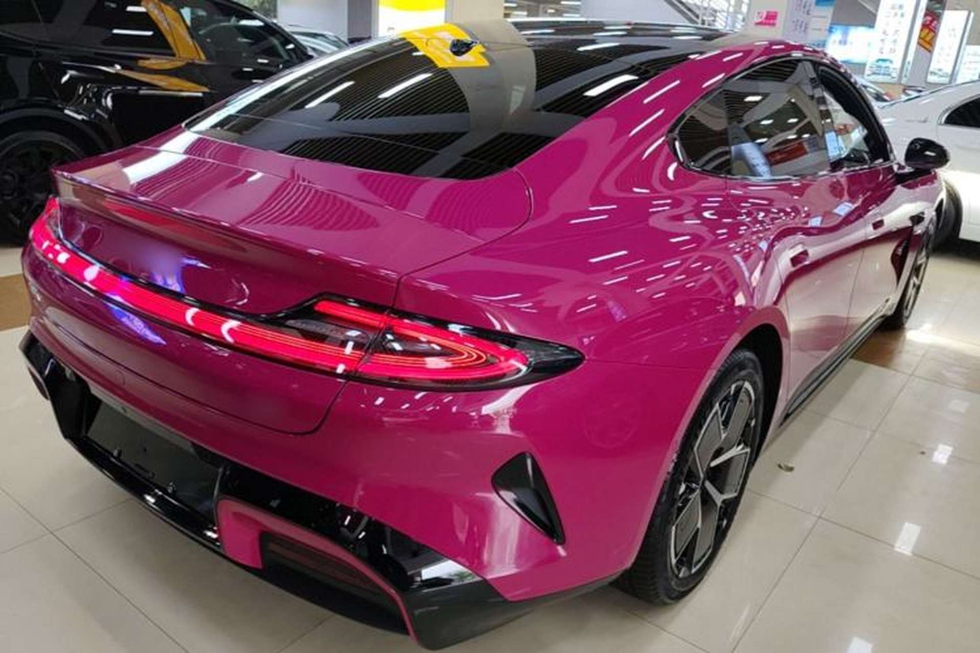 Used Xiaomi Auto SU7 2024 Rear-Drive Ultra-Long Range Advanced Pro-Level Intelligent Driving Version Rear Right 45 Deg
