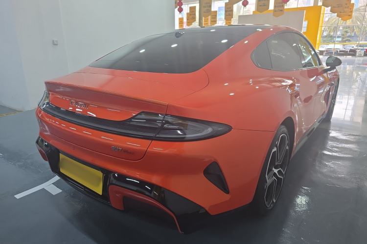 Used Xiaomi Auto SU7 2024 Four-Wheel Drive Ultra-Long Range Advanced Intelligent Driving Max Edition Rear Right 45 Deg