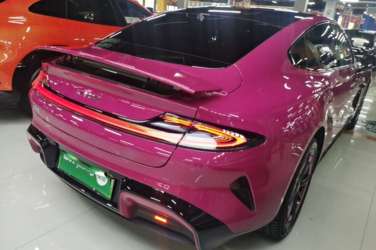 Used Xiaomi Auto SU7 2024 Four-Wheel Drive Ultra-Long Range Advanced Intelligent Driving Max Edition Rear Right 45 Deg